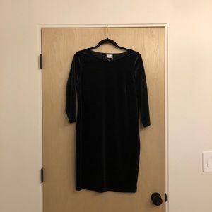 Vila black velvet dress